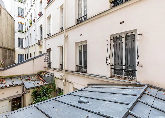 Guestready - Charming Retreat In La Roquette